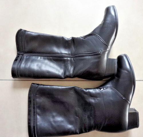 Schwarze lederstiefel - schwarze,